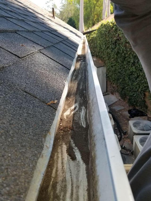 Window and Gutter Cleaning Near Me